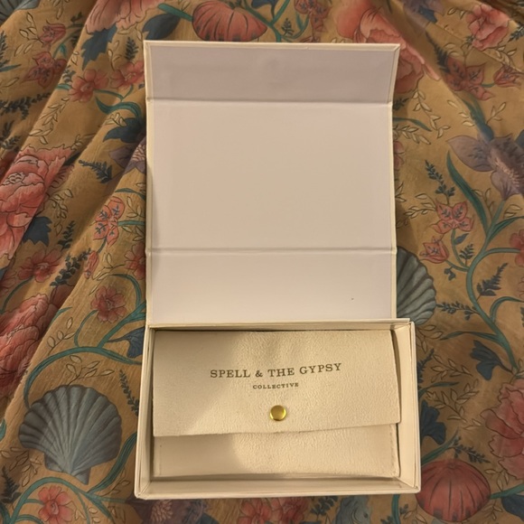 SPELL RARE MERMAID EARRINGS - Picture 5 of 10